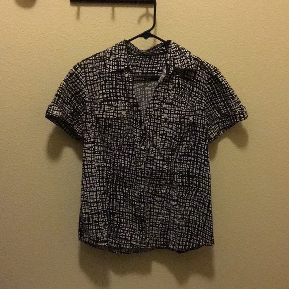 Express Blouse - Picture 3 of 3